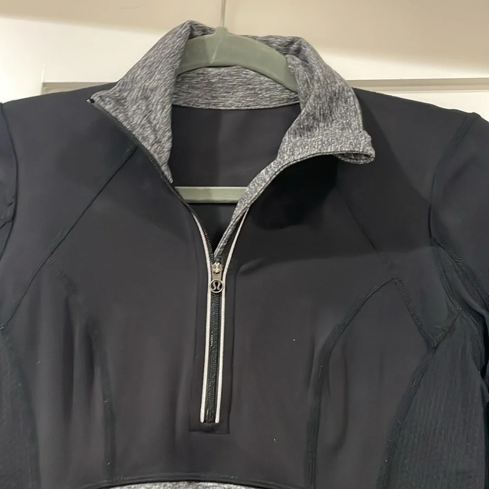 Running jacket - Picture 2 of 4